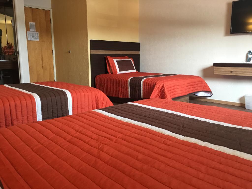 Ibeurohotel Guadalajara Expo Экстерьер фото